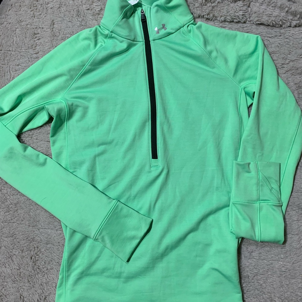 UA quarter zip
